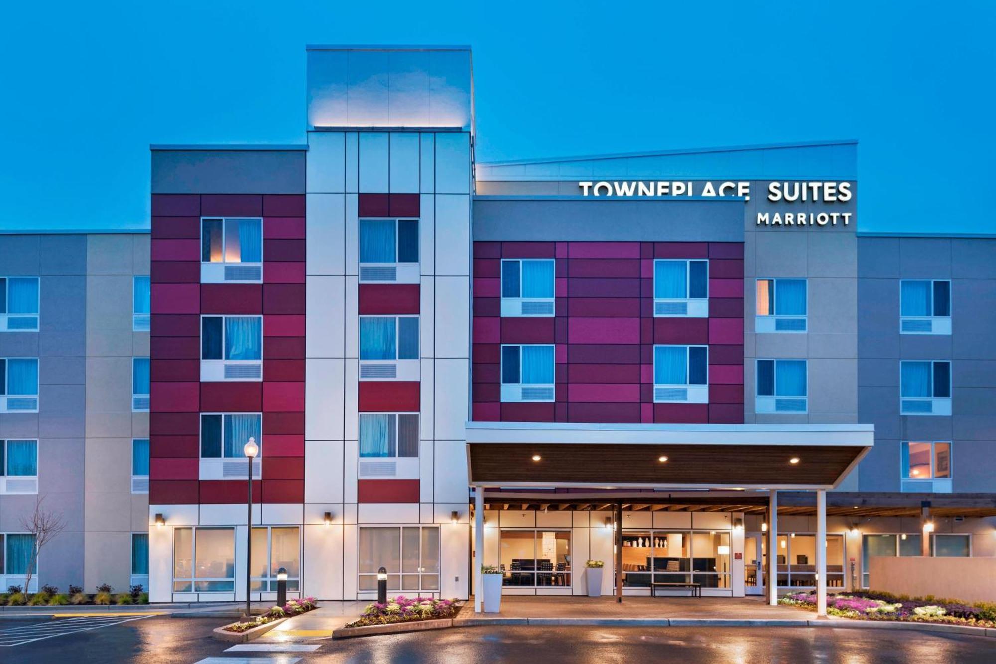 Towneplace Suites By Marriott Tacoma Lakewood Exterior photo